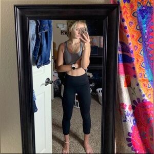 Black Lululemon HR Align Crop 21” leggings Size 10
